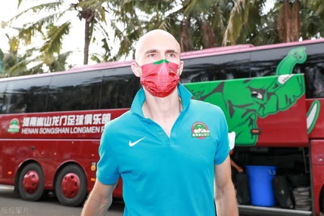 禁亲女爽浪骚乱h小喜