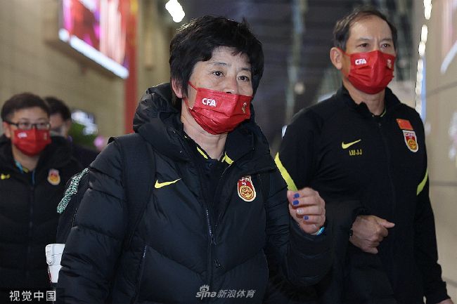 伊人啪啪